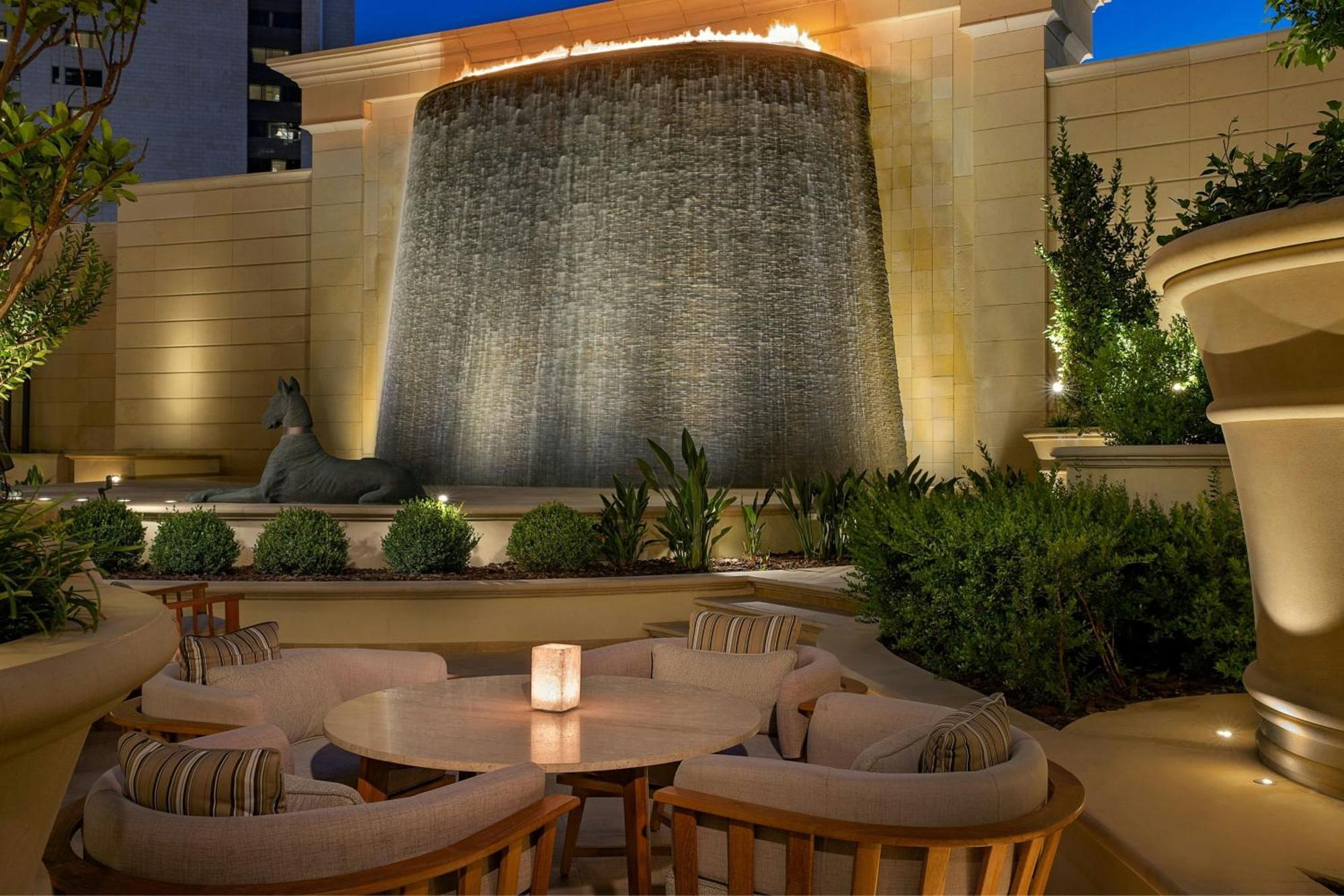 The Ritz-Carlton, Amman Hotell Eksteriør bilde The Waterfall at the Wynn