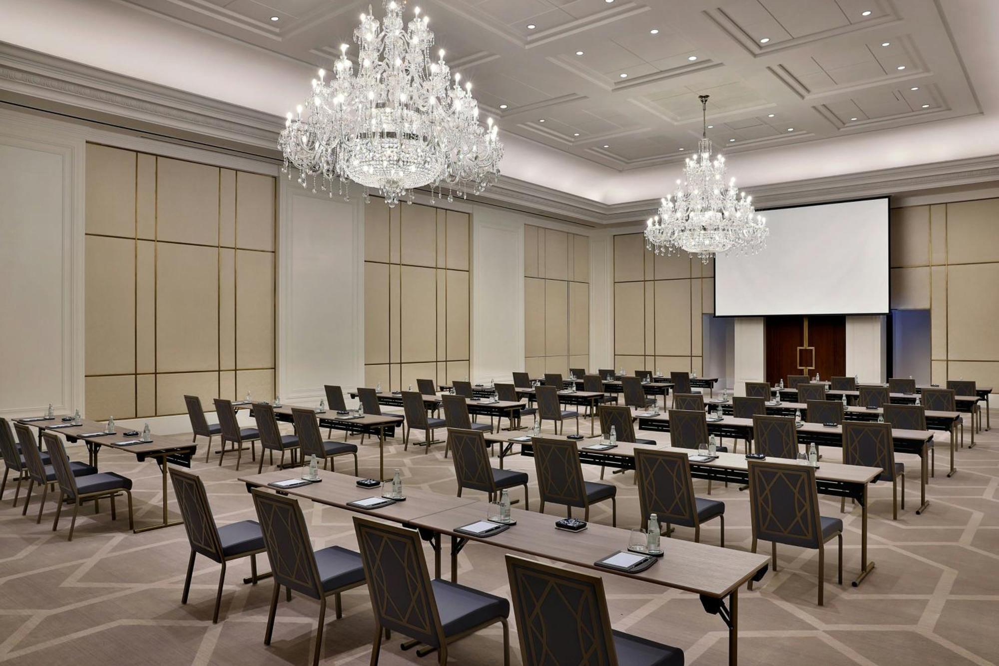 The Ritz-Carlton, Amman Hotell Eksteriør bilde The ballroom