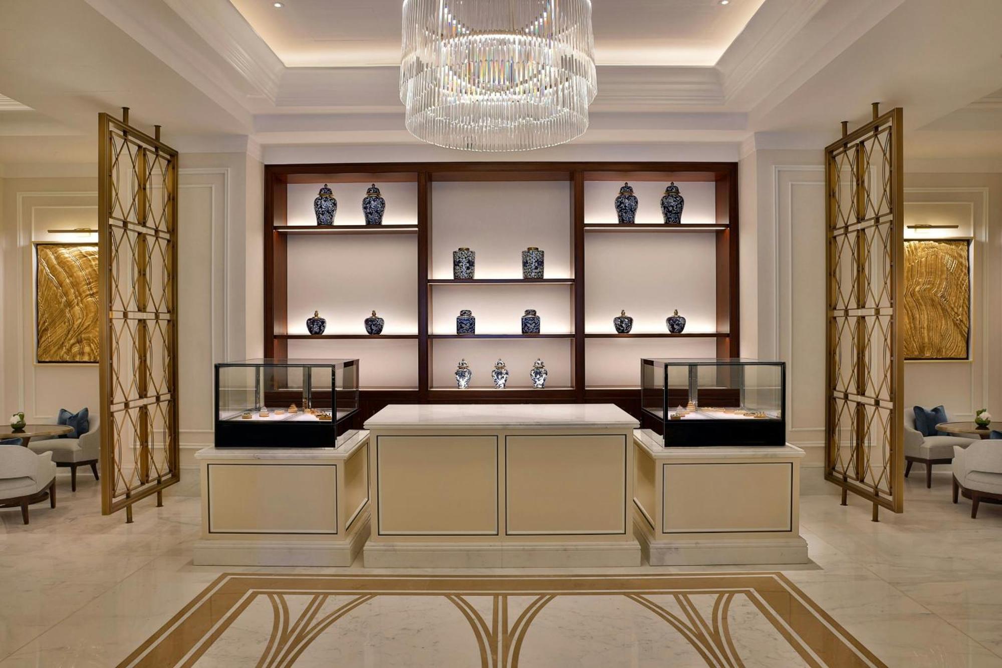 The Ritz-Carlton, Amman Hotell Eksteriør bilde The lobby of the hotel