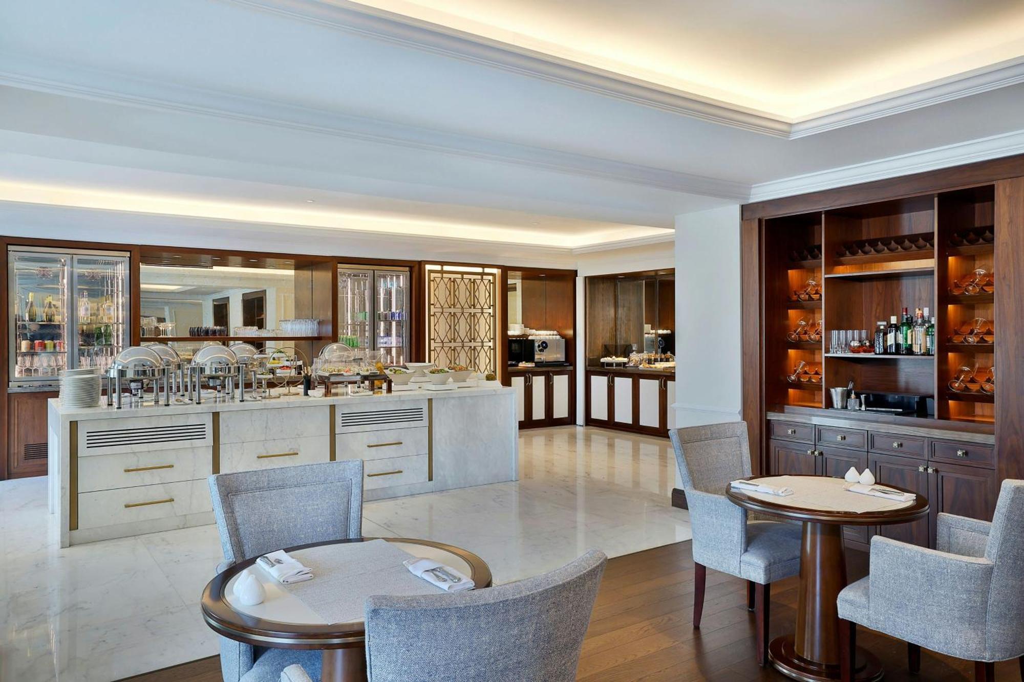 The Ritz-Carlton, Amman Hotell Eksteriør bilde The Club Lounge at the InterContinental London The O2
