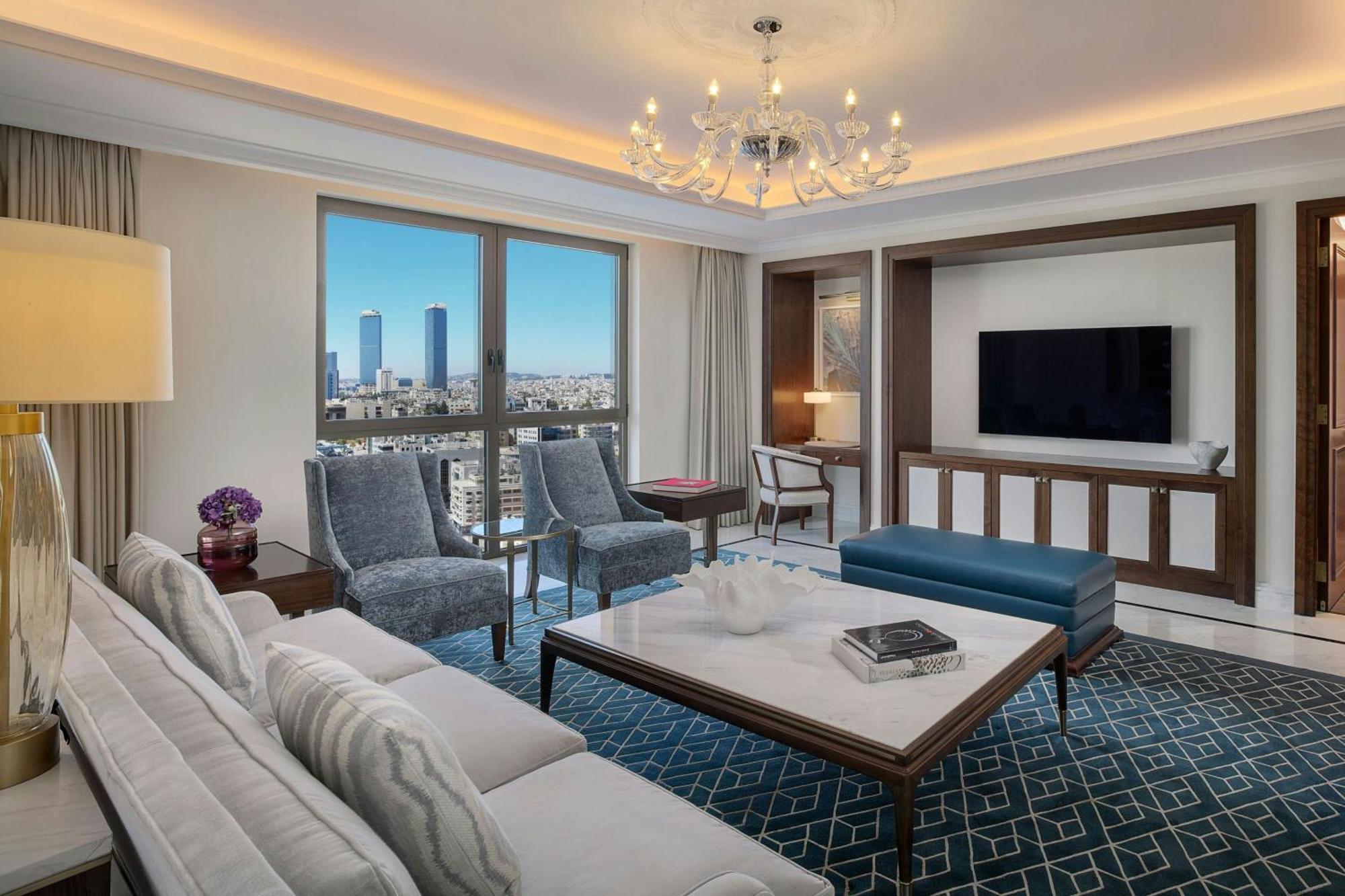 The Ritz-Carlton, Amman Hotell Eksteriør bilde A suite at the hotel