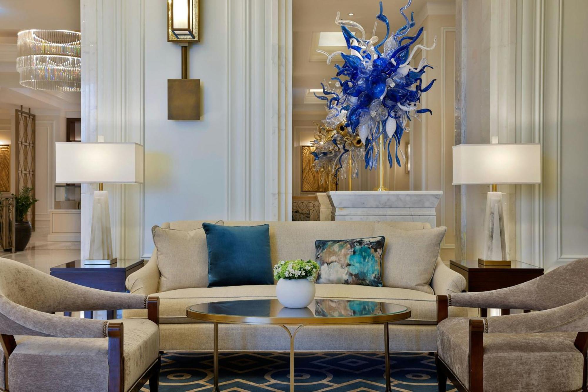 The Ritz-Carlton, Amman Hotell Eksteriør bilde The lobby of the Four Seasons Hotel